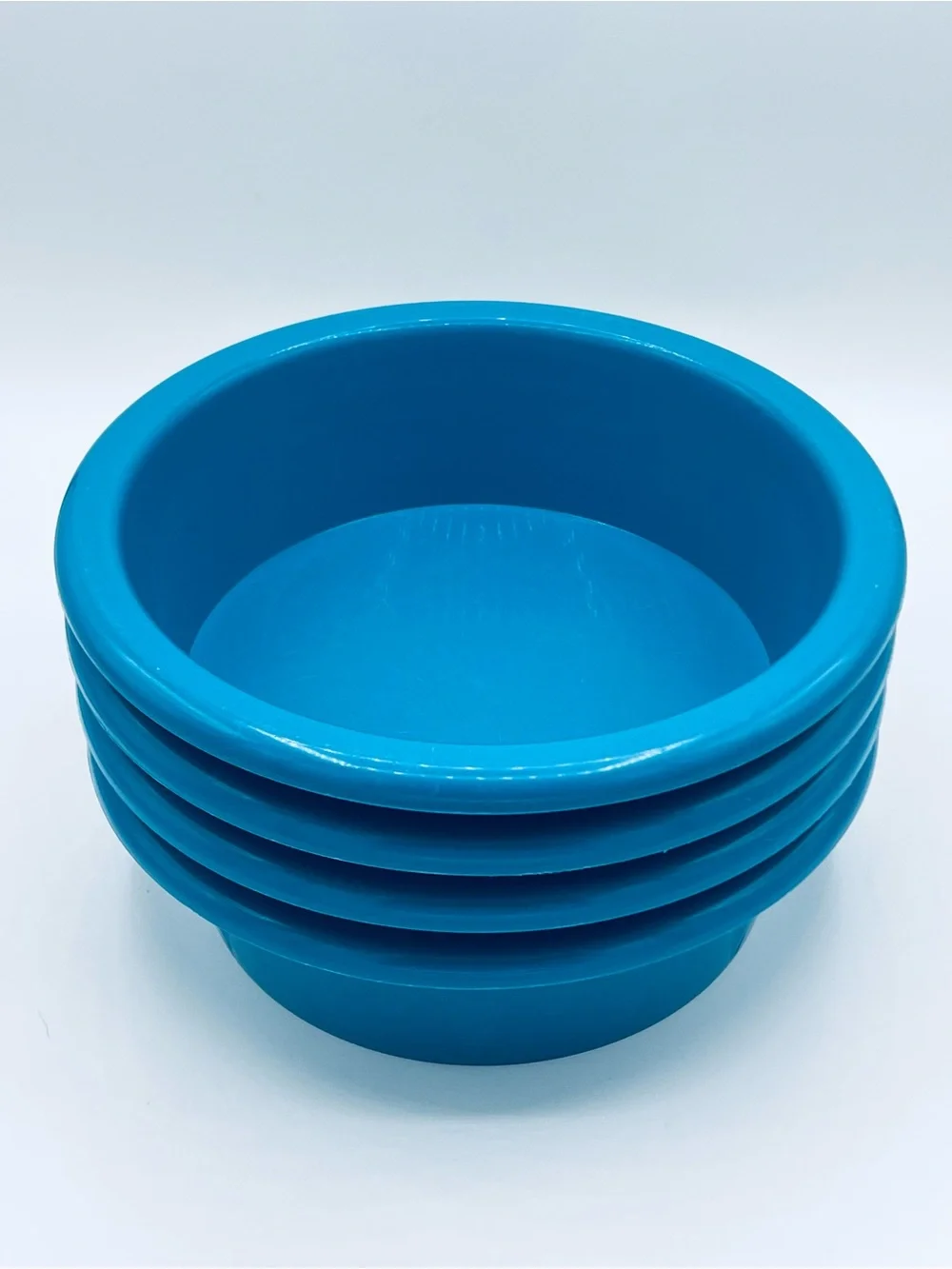 4 Petmate Plastic Dog Food Bowls
